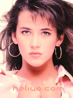 苏菲·玛索Sophie Marceau高清晰写真 9515)