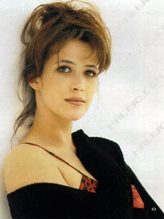 苏菲·玛索Sophie Marceau高清晰写真 9509)